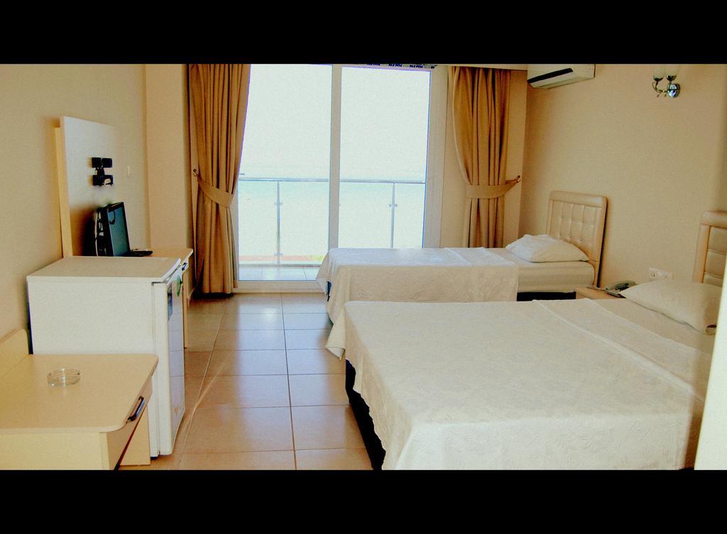 Club Casmin Hotel Iskenderun Room photo
