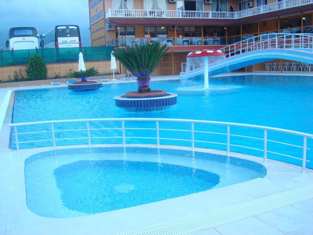 Club Casmin Hotel Iskenderun Exterior photo